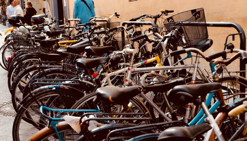 le-succes-des-velos-provoque-la-penurie-de-pieces-detachees